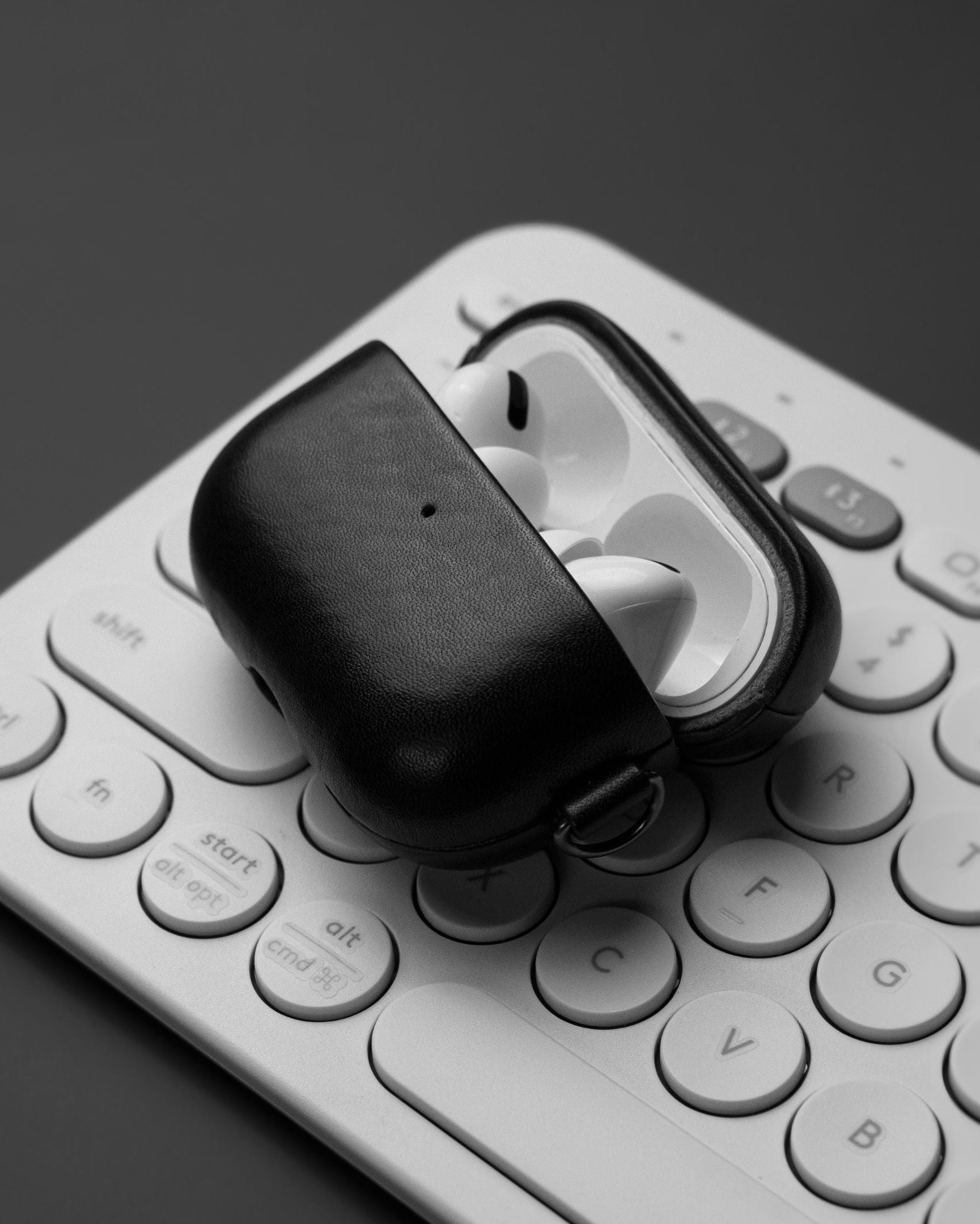 AirPods Case | Obsidian Black