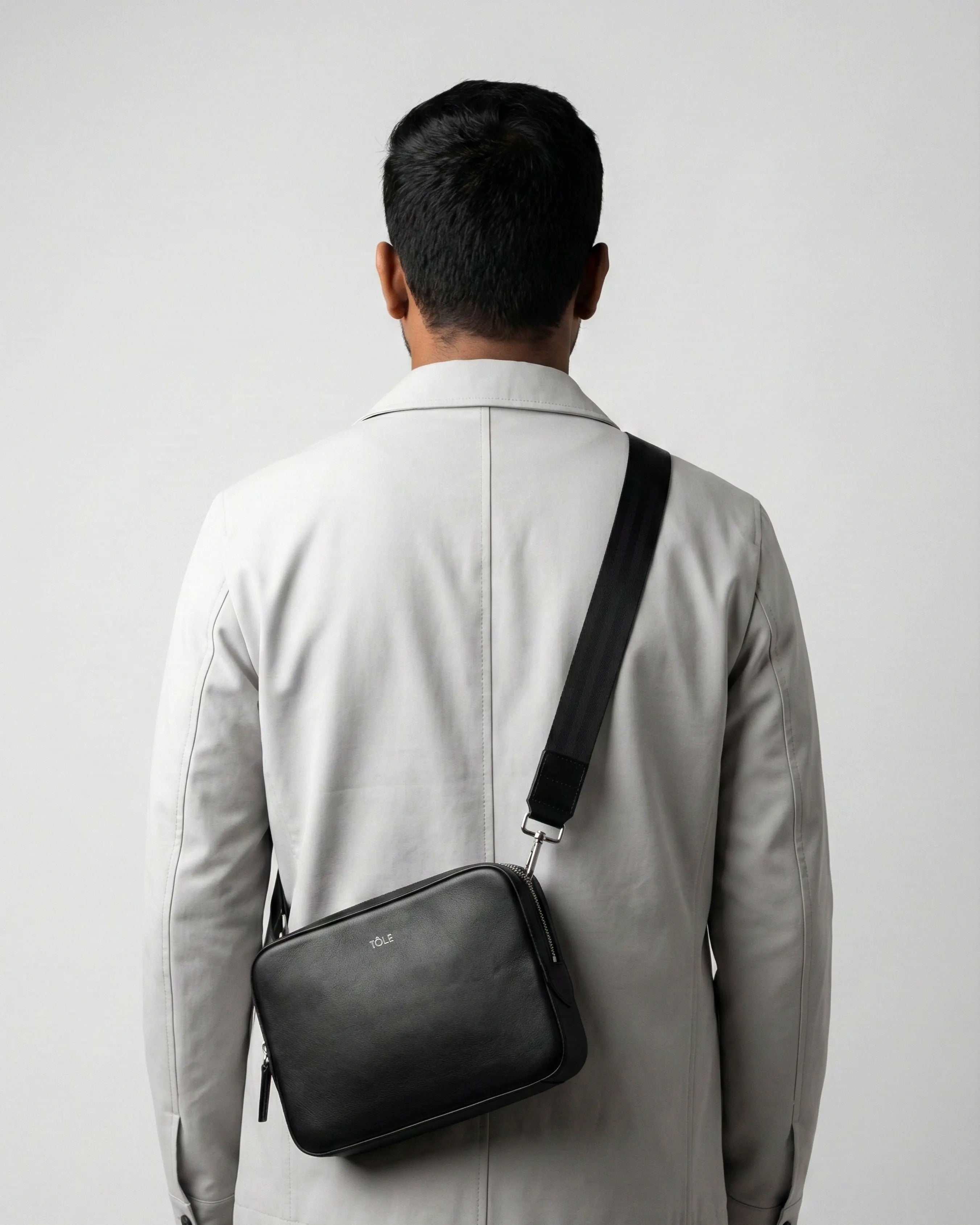 Sling Bag | Obsidian Black